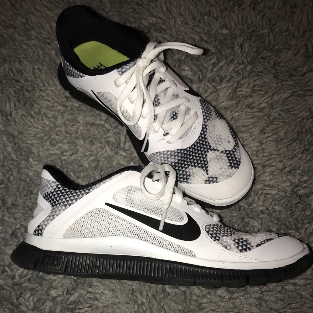 White Nike’s